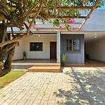 Casa 4 Quartos C Piscina 20 Min Dos Atrativos