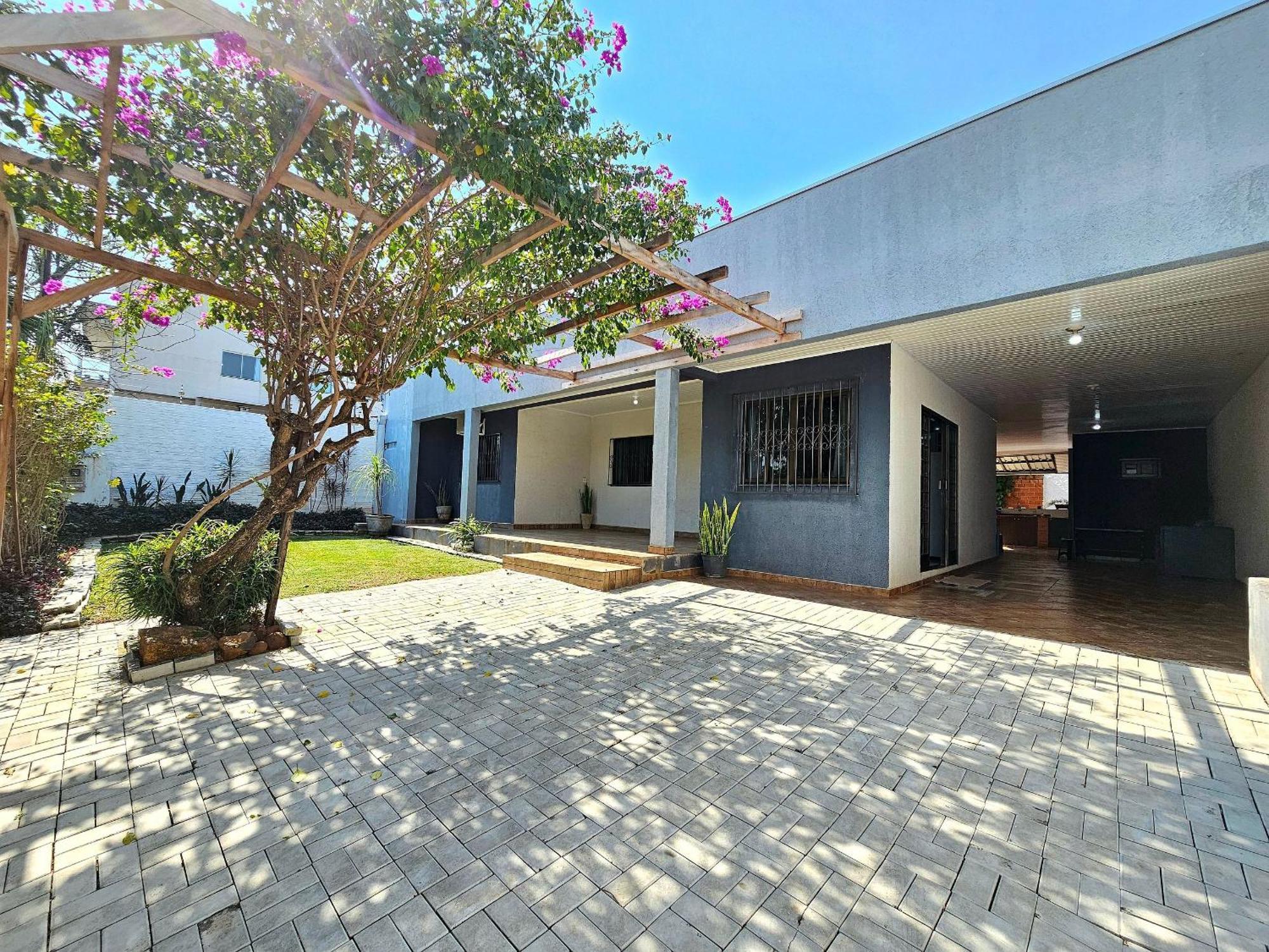 Casa 4 Quartos C Piscina 20 Min Dos Atrativos *